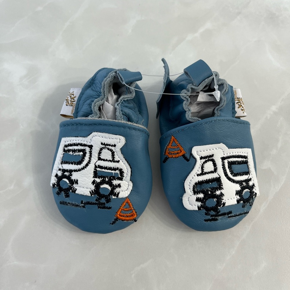 Genuine Leather Baby Infant Shoes Tickle Toes Elastic Enclosure Slip-on Moccasin